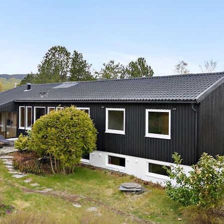 Tranquil Haven Villa Ålesund Exteriör bild